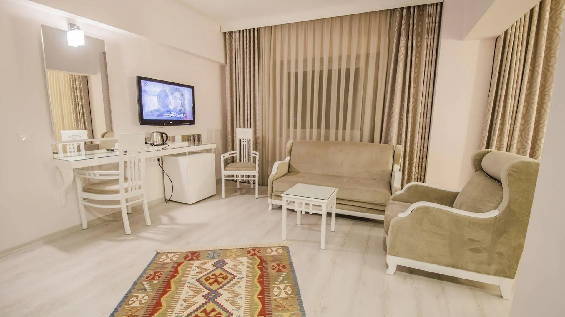 Cimenoglu Hotel Denizli